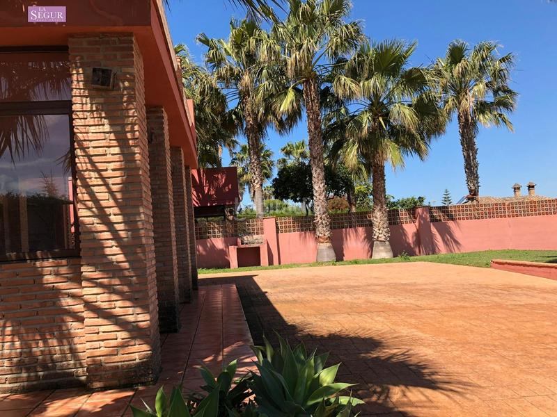 Foto a91126db-228d-4f94-bab6-e12253eb9f43. Chalet mit heizung parking in Conil Conil de la Frontera