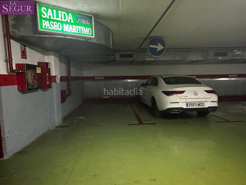 Foto 021e804b-4bcc-4b90-8383-e257fbbf4e22. Posto auto in Paseo Marítimo - San José - La Laguna Cádiz