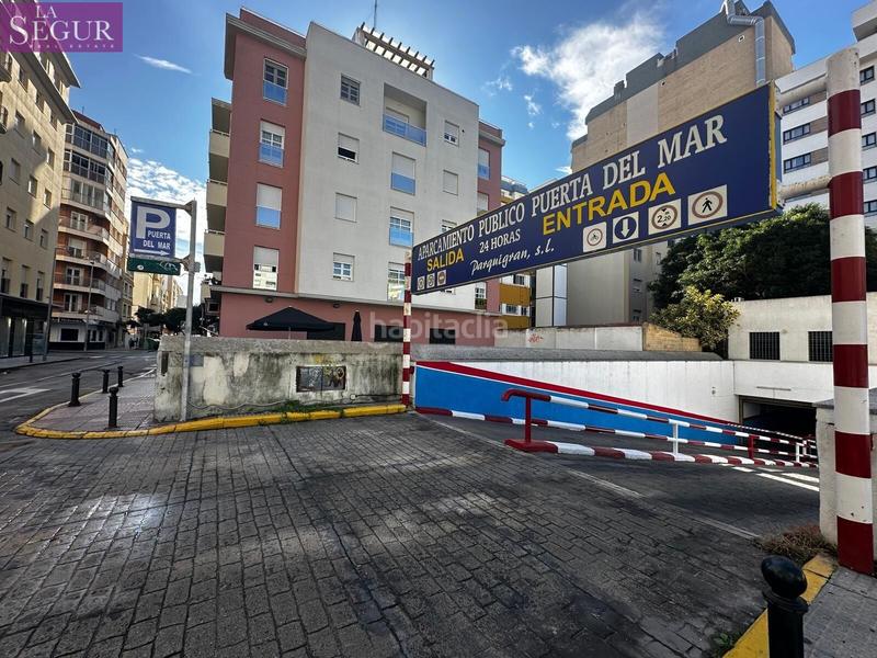 Foto 6c64ac2a-566e-47fd-ae0e-81a3dae74533. Posto auto in Paseo Marítimo - San José - La Laguna Cádiz