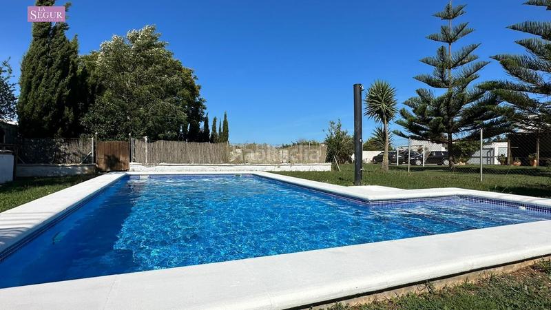 Foto 05a4f4f2-edc1-4541-bda2-186cfc5668bb. Chalet avec piscine dans Barrio Nuevo Conil de la Frontera