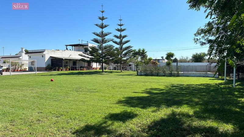 Foto 0ef5ebc7-a3ae-45d8-8d67-b5736231465c. Chalet avec piscine dans Barrio Nuevo Conil de la Frontera