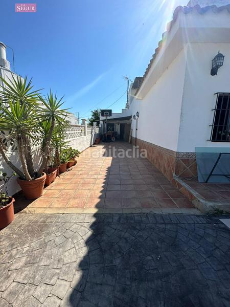 Foto 3a465736-d3a4-443f-bc9d-d625c32af960. Chalet avec piscine dans Barrio Nuevo Conil de la Frontera