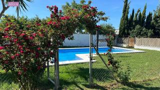 Xalet a Barrio Nuevo. Chalet en conilbarrio nuevo