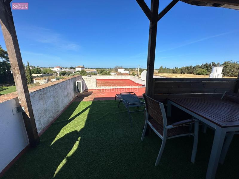 Foto 98523e4d-c999-4f29-98c7-f24fe95651c8. Chalet avec piscine dans Barrio Nuevo Conil de la Frontera