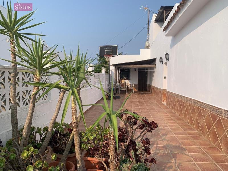 Foto e3596d5c-5fff-4848-a91f-4de1b3a0c119. Chalet avec piscine dans Barrio Nuevo Conil de la Frontera