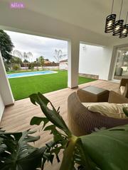 Masia a Barrio Nuevo. Chalet independiente con terreno en conil
