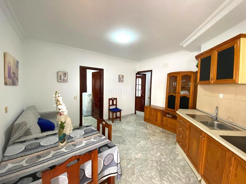 Foto 25f6587c-e73a-4bf8-9d0c-8f87a5f06e2c. Piso apartamento primera linea de playa en Barbate Barbate