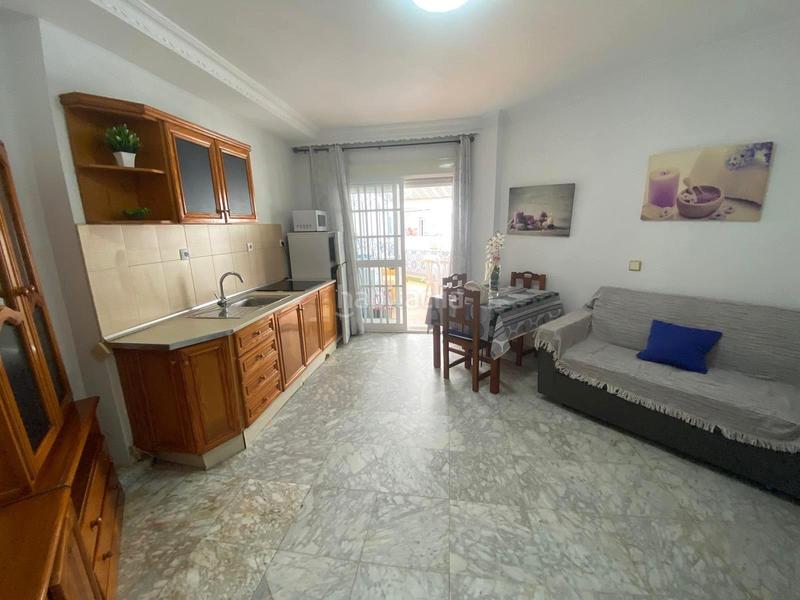 Foto 2d7d8a48-6d26-4a7a-a806-e71f4705cd9b. Piso apartamento primera linea de playa en Barbate Barbate