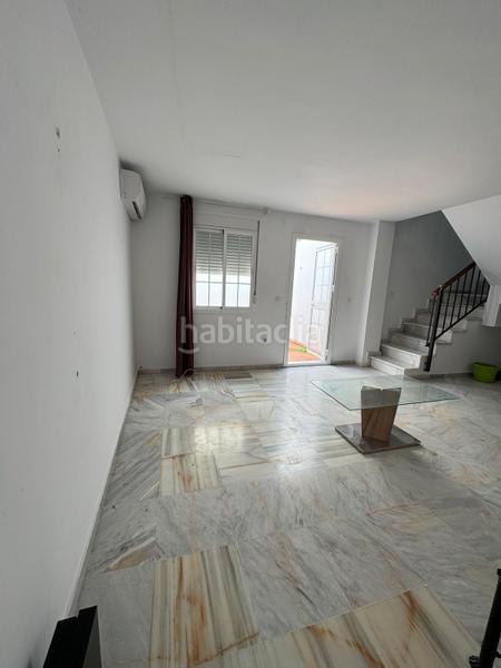 Foto 3a1cc0c3-32b3-4014-99d6-ee709c5bbb27. Reihenhaus mit parking in Medina Sidonia