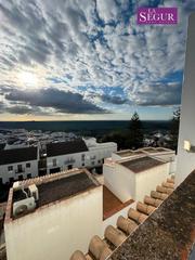 Maison jumelée à Medina - Sidonia. Adosado tipo chalet en zona centrica