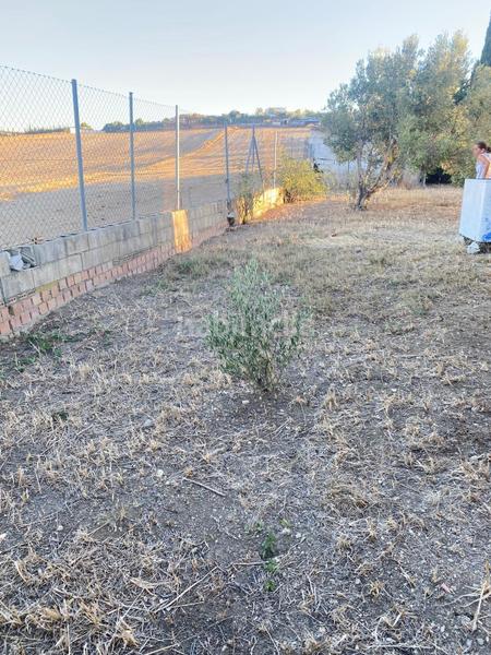 Foto f841fd33-7229-46f1-88f5-4dd3d042bda3. Terreno residencial parcela con construccion en paterna en Paterna de Rivera