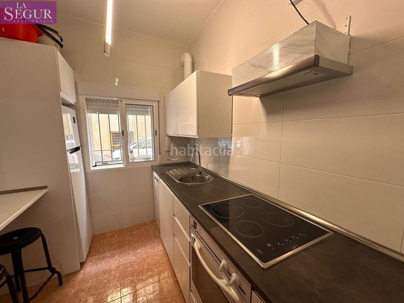 Foto f0a80eef-e269-457d-8c9b-1429c6cab518. Pis a Puntales - Zona Franca Cádiz