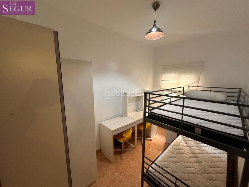 Foto f50aa60c-603f-47a2-b050-c7f821b484a1. Pis a Puntales - Zona Franca Cádiz