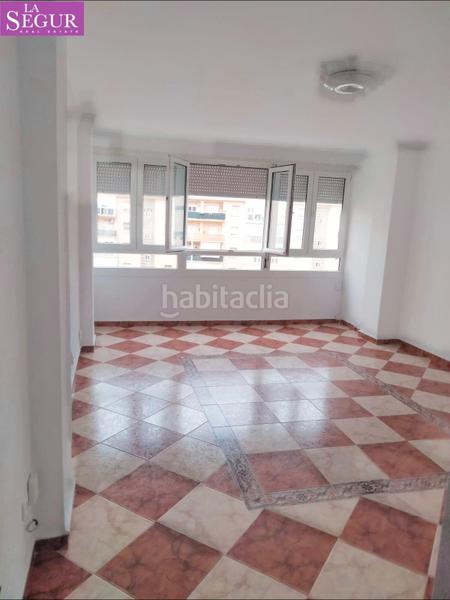 Foto 2b5cd812-b299-4fd1-92cb-8806bca9a03e. Appartamento in astilleros - la paz - loreto - el corte inglés Cádiz