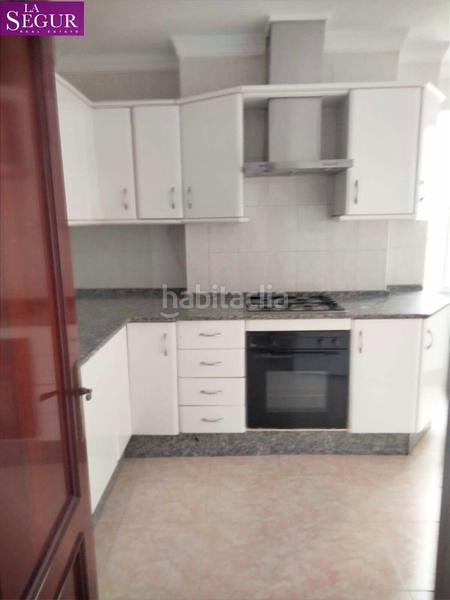 Foto 39b84512-8cc1-488b-8fdd-38cfe800fd4e. Appartamento in astilleros - la paz - loreto - el corte inglés Cádiz