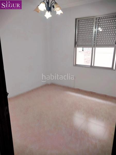 Foto 79c9f752-f29f-4a55-9d24-89c1065d8517. Appartamento in astilleros - la paz - loreto - el corte inglés Cádiz