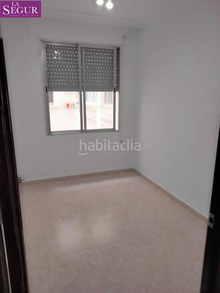 Foto b5bfb87e-acfc-4289-87e7-95dced5a6f32. Appartamento in astilleros - la paz - loreto - el corte inglés Cádiz