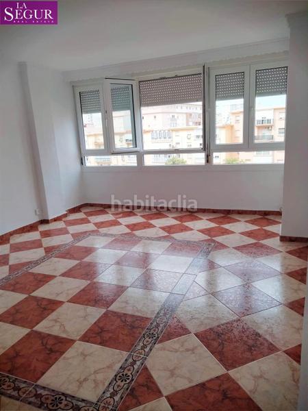 Foto cfa0427f-ef37-48f7-b769-79651a3619f8. Appartamento in astilleros - la paz - loreto - el corte inglés Cádiz