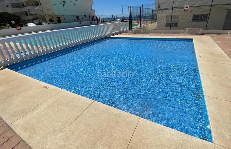 Foto 47111632-f17b-41f5-beb4-e8103260c4e6. Piso vivienda en primera linea de playa frontal en Barbate