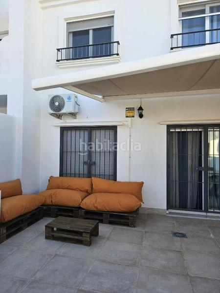 Foto 84b243a1-9f4e-449f-af24-121852dce8c7. Reihenhaus mit parking in Vejer Vejer de la Frontera