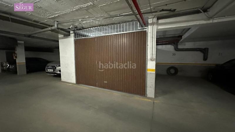 Foto 8e75ebdd-09a7-4c62-be7f-8c28b5f67532. Aparcament cotxe a Conil Conil de la Frontera