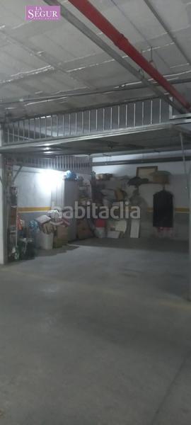 Foto f81126dc-2198-4f75-b66f-6c73db1615ee. Aparcament cotxe a Conil Conil de la Frontera