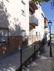 Pis a Medina - Sidonia. Oportunidad!! piso en bajo con garaje y trastero. zona prado de