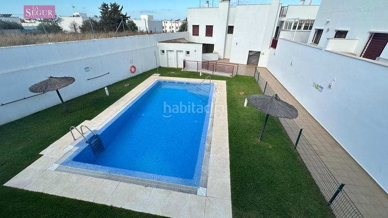 Foto 4f8180ea-cf2f-40f7-b991-2ee7a796d744. Appartamento con parcheggio piscina in Conil Conil de la Frontera