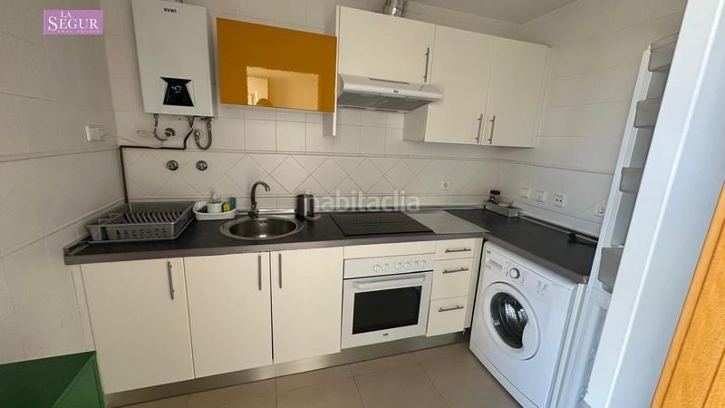 Foto 76c7f1e5-86aa-4a00-9ace-1641dbf7a0e6. Appartamento con parcheggio piscina in Conil Conil de la Frontera