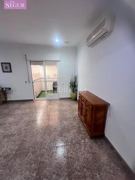 Foto b7b1c7ba-50ab-4f1c-b025-7bf8a0af2376. Maison dans Barbate Barbate