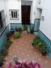 Casa a Medina Sidonia. Vivienda en zona céntrica.