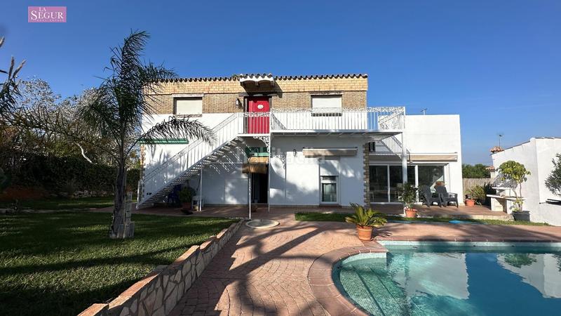 Foto c3a08ae0-3265-4d01-88dd-0912bb6b272d. Chalet avec chauffage parking piscine dans Los Franceses - La Vega Chiclana de la Frontera