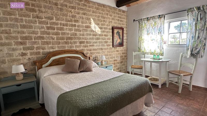 Foto f8edd571-ca40-4a0d-a093-249c14805e52. Chalet avec chauffage parking piscine dans Los Franceses - La Vega Chiclana de la Frontera