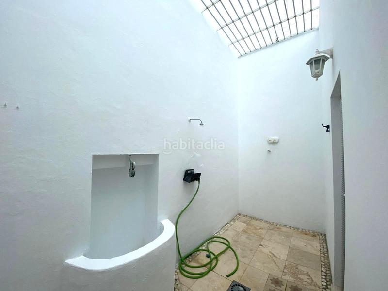 Foto 05bf5f0b-2da0-4f78-98ac-5cf3de037872. Alquiler casa vivienda en alquiler en el centro en Barbate