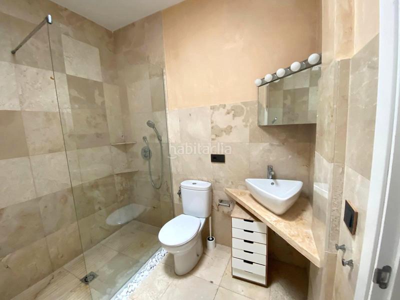 Foto f3c7b7b2-8ae6-4ffe-8a00-4c5e8ac6a048. Alquiler casa vivienda en alquiler en el centro en Barbate