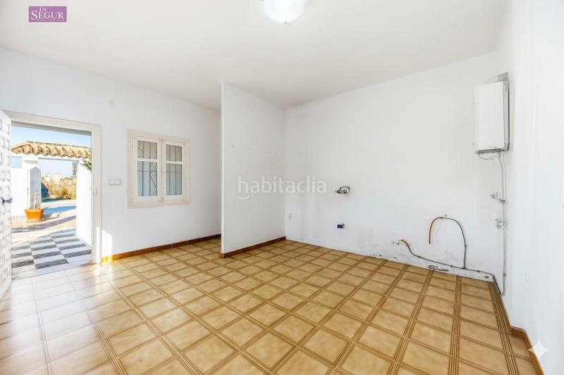 Foto 2efdf379-870d-4d6c-90e6-38006a6f5654. Casa con parcheggio in Las Lagunas - Campano Chiclana de la Frontera