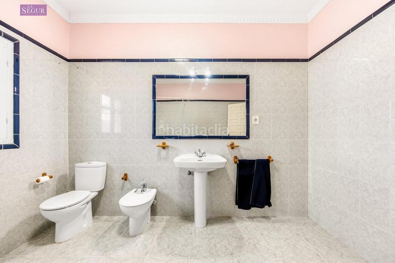 Foto 650bcde0-2483-47ca-b2d2-00359da5bd6a. Casa con parcheggio in Las Lagunas - Campano Chiclana de la Frontera