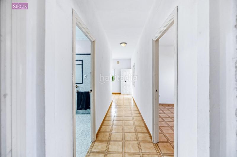 Foto 655875e7-18a1-456e-9ced-b35c1a49ffb7. Casa con parcheggio in Las Lagunas - Campano Chiclana de la Frontera