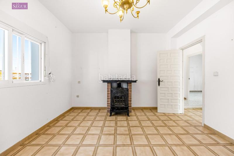 Foto 68a7a26b-9b3b-4594-8918-391fd50a1447. Casa con parcheggio in Las Lagunas - Campano Chiclana de la Frontera