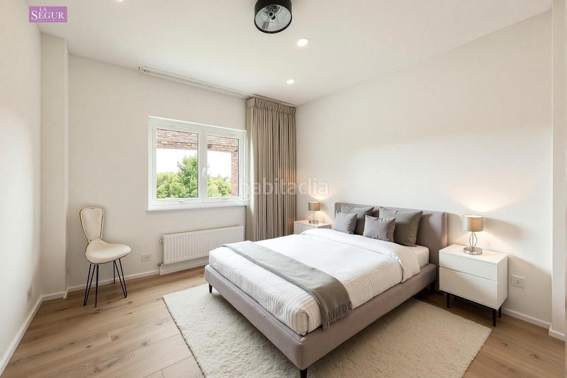 Foto d3453f0b-7cc5-406d-81d4-968cfc6107c8. Casa con parcheggio in Las Lagunas - Campano Chiclana de la Frontera