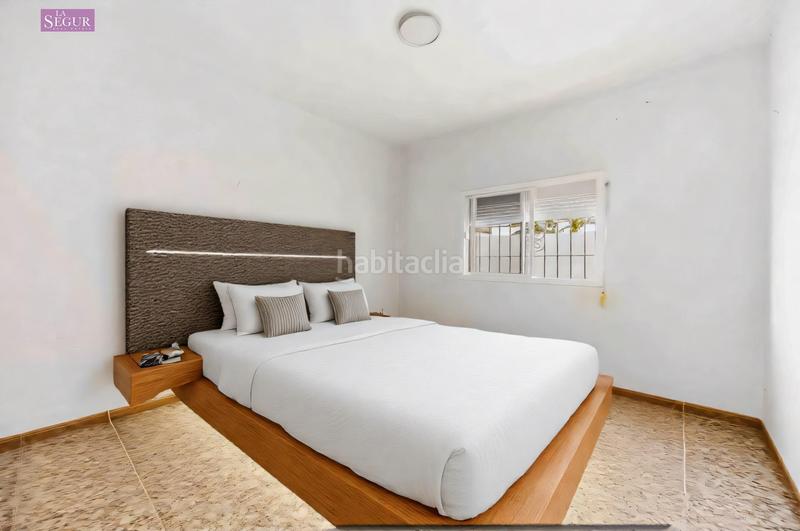 Foto e230abaa-6f8b-4dee-a329-178debcd4a67. Casa con parcheggio in Las Lagunas - Campano Chiclana de la Frontera