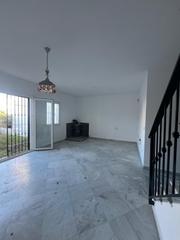 Casa a schiera in Vejer. Adosado en venta en zona nueva de vejer