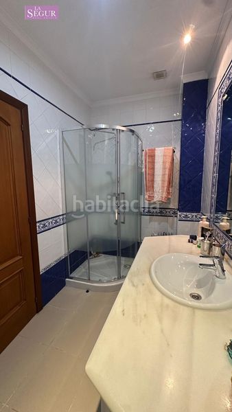 Foto 4a715fc8-d483-4c55-aecd-9d5804a3a8a6. Casa amb aparcament a Conil Conil de la Frontera