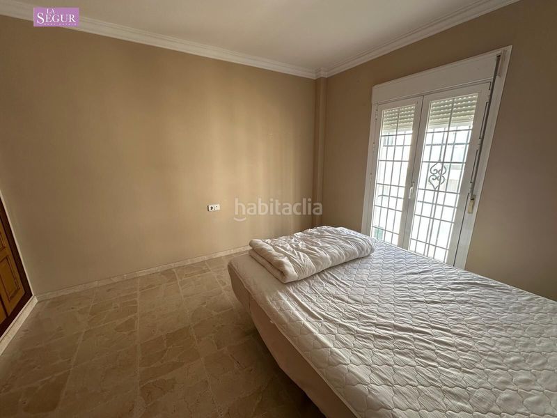 Foto 60b9e222-f7d2-4e92-9a01-f9a2d02571c7. Casa amb aparcament a Conil Conil de la Frontera