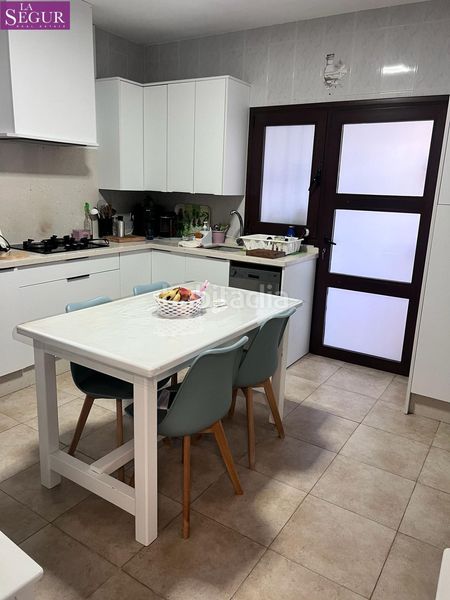 Foto e71f9753-0671-4de5-b788-fb7d4818e0c5. Casa a Benalup