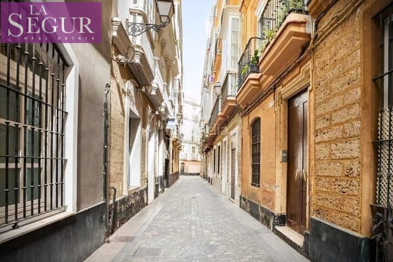 Foto aa32f285-afd7-4001-ad5c-3e637c105e65. Àtic a Centro Histórico Cádiz