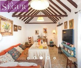 Apartament a Medina Sidonia. Fantástico piso en pleno centro de medina.