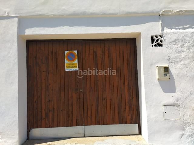 Foto a7e40a59-6330-4d9a-8ca8-a0aee5caa611. Aparcament cotxe a Vejer Vejer de la Frontera