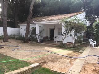 Xalet a Los Franceses - La Vega. Chalet urbano con piscina en el pinar de los franceses