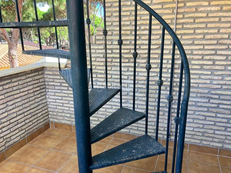 Foto abea8c28-0f38-4097-a90f-c0ecf8d18aa5. Chalet in La Barrosa Chiclana de la Frontera